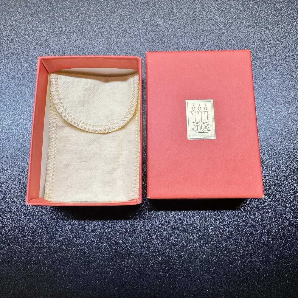 James Avery Jewelry Gift Box with Jewelry Pouch Inside And Gift Bag